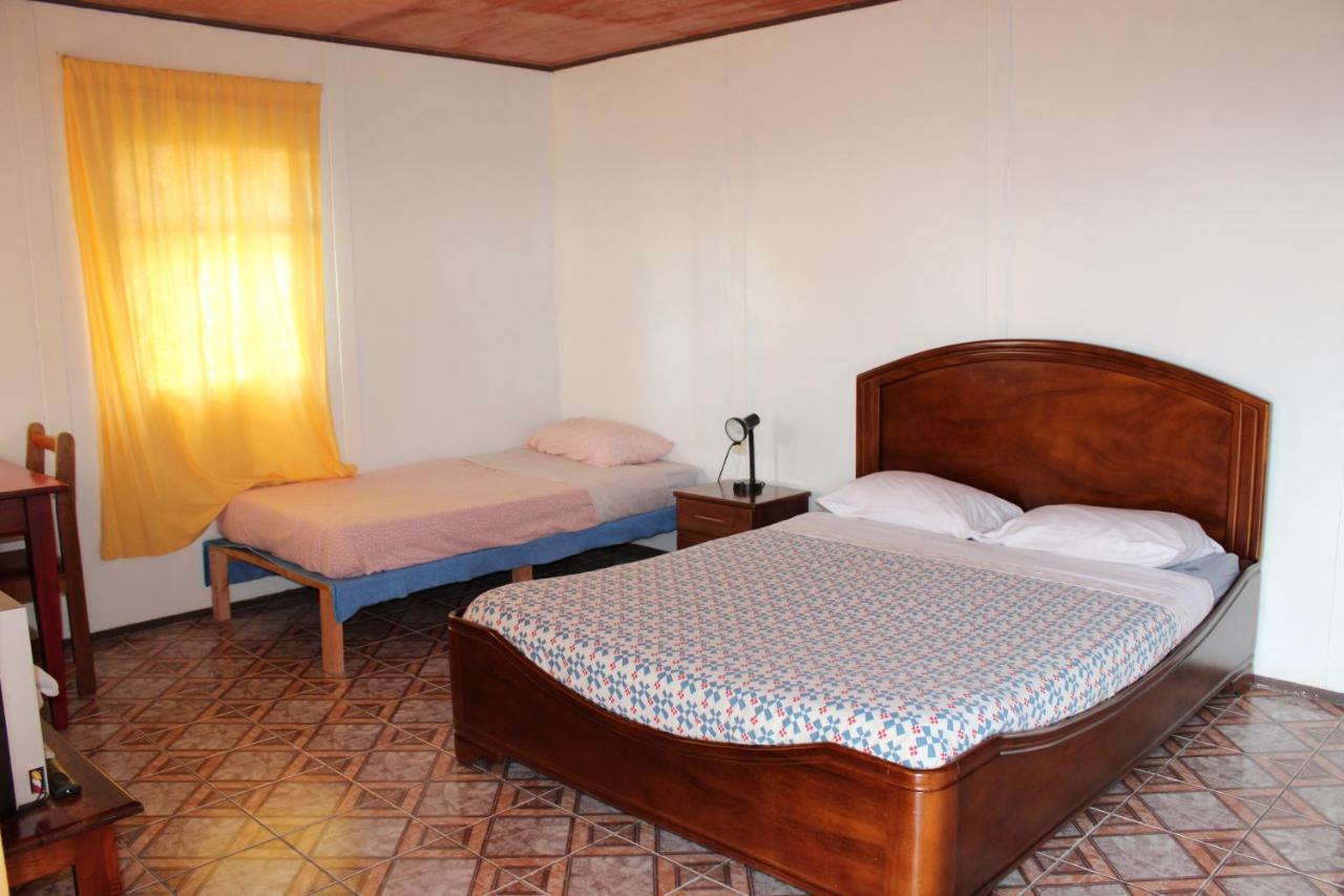 Hotel Las Fresas Del Volcan Poas Sabana Redonda 外观 照片
