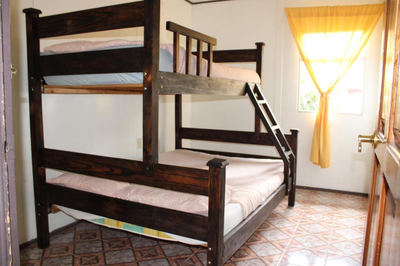 Hotel Las Fresas Del Volcan Poas Sabana Redonda 外观 照片